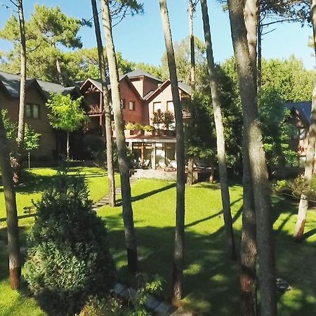 Villa Refugio Del Bosque Carilo Exterior foto