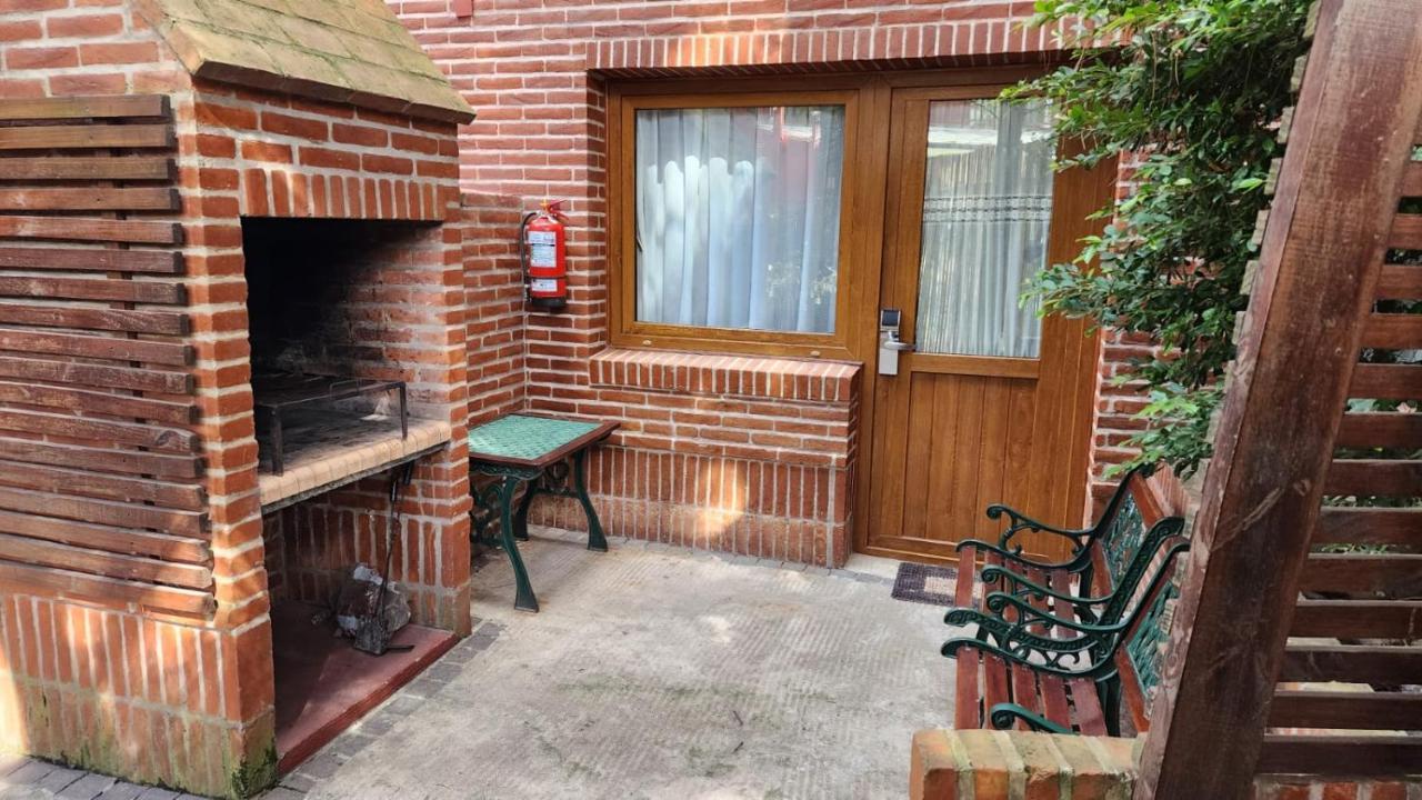 Villa Refugio Del Bosque Carilo Exterior foto