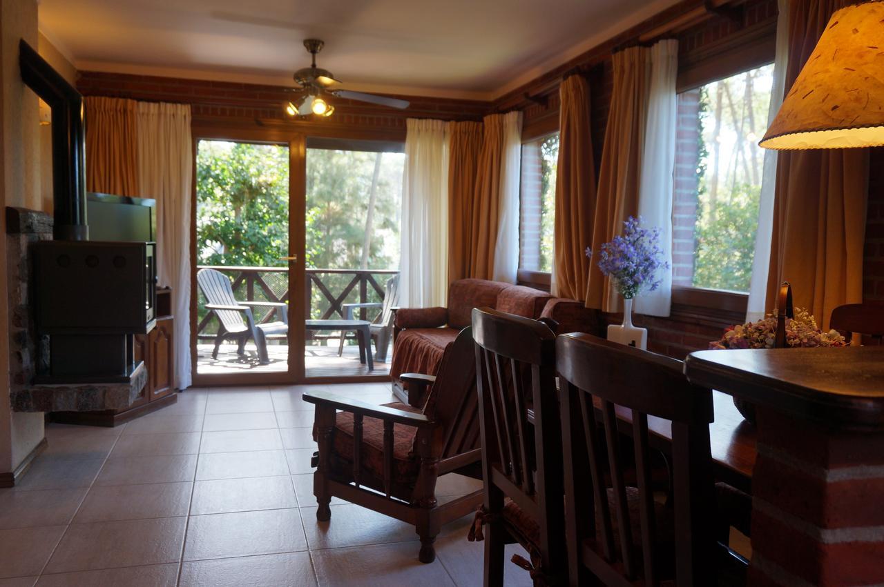Villa Refugio Del Bosque Carilo Zimmer foto