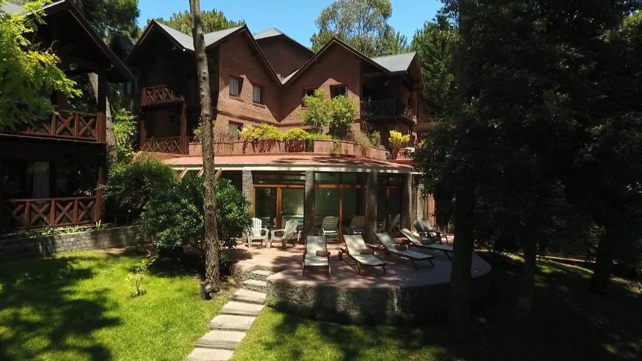 Villa Refugio Del Bosque Carilo Exterior foto