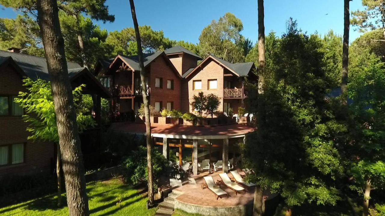 Villa Refugio Del Bosque Carilo Exterior foto